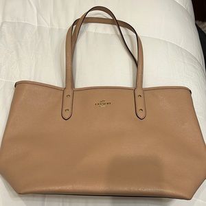 Coach tote